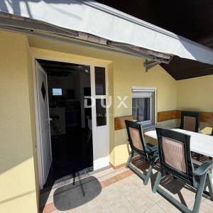 VRSI,ZUKVE-Apartmanska kuća 150m od mora