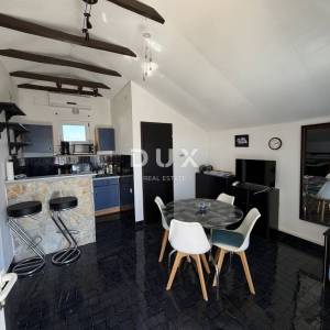 VRSI,ZUKVE-Apartmanska kuća 150m od mora