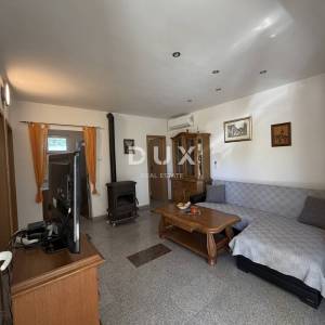 VRSI,ZUKVE-Apartmanska kuća 150m od mora