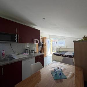 VRSI,ZUKVE-Apartmanska kuća 150m od mora