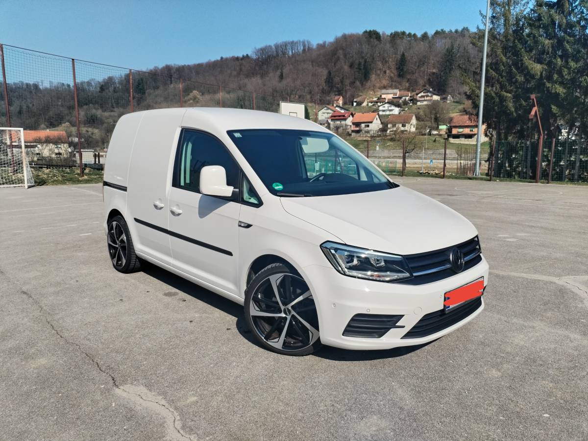 VW Caddy 2.0 TDI DSG