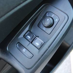 VW Caddy 2.0 TDi N1 - Teretni 5 sjedala