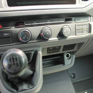 VW Crafter 2.0 TDi L3H3 140ks