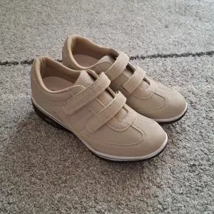Walkmaxx cipele