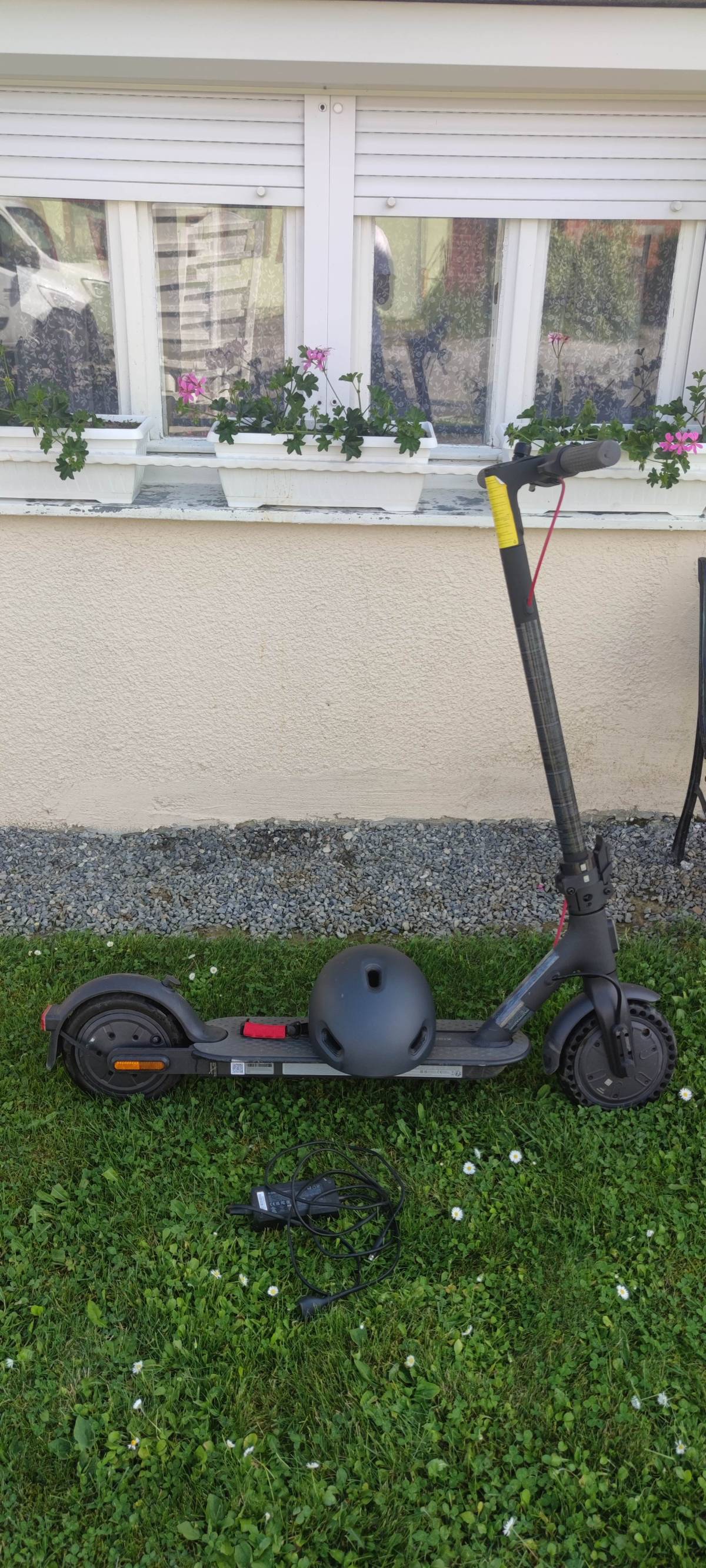Xiaomi 3 Lite električni romobil