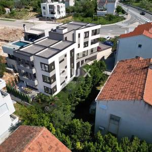 ZADAR, BELAFUŽA - Moderan poslovni prostor na top lokaciji