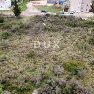 ZADAR, BILI BRIG - Građevinsko zemljište pod UPU - 834m²