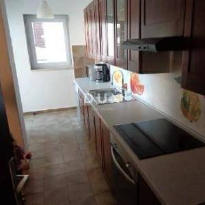 ZADAR, BORIK – Stan za najam radnicima, 164 m², 8–10 osoba