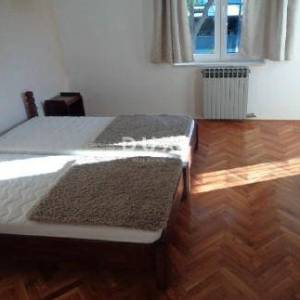 ZADAR, BORIK – Stan za najam radnicima, 164 m², 8–10 osoba