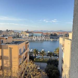 ZADAR, BRANIMIR – Renoviran dvosoban stan s pogledom na stari grad!