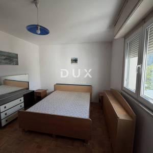 ZADAR, BULEVAR – 2S stan na 1. katu s dva balkona!