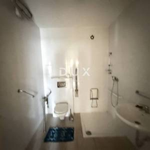 ZADAR, BULEVAR – 2S stan na 1. katu s dva balkona!