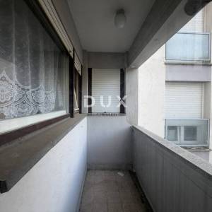 ZADAR, BULEVAR – 2S stan na 1. katu s dva balkona!