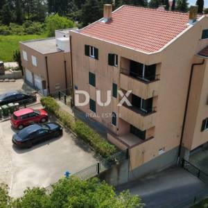 ZADAR, DIKLO – Apartmanska kuća s 10 jedinica i pogledom na more!