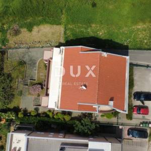 ZADAR, DIKLO – Apartmanska kuća s 10 jedinica i pogledom na more!