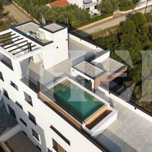 Zadar, Kožino, ekskluzivan penthouse s bazenom na krovnoj terasi