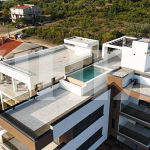 Zadar, Kožino, ekskluzivan penthouse s bazenom na krovnoj terasi