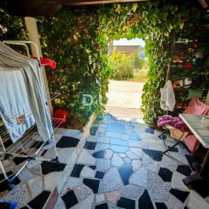 ZADAR, MASLENICA - Kuća s 4 apartmana 10 spavaćih soba s pogledom na more!