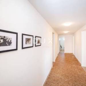ZADAR, MURVICA GORNJA - Kamena vila s bazenom! Biznis investicija!