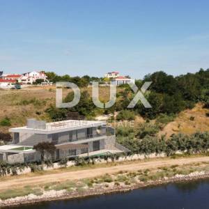 ZADAR, NIN - Zemljište 1. red do mora s projektnom dokumentacijom