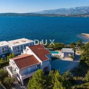 ZADAR, NOVIGRAD - Luksuzna vila s panoramskim pogledom na more