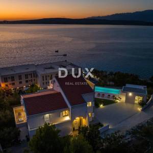 ZADAR, NOVIGRAD - Luksuzna vila s panoramskim pogledom na more