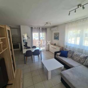 ZADAR, PLOVANIJA – Useljiv 1S stan s parkirnim mjestom i lođom (46,7 m², bez ulaganja)