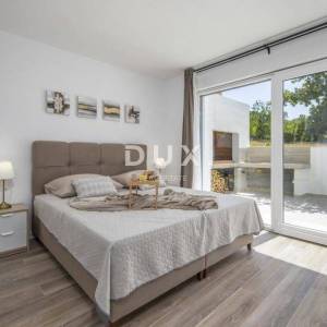 ZADAR, ROVANJSKA - Luksuzna vila s bazenom u blizini mora