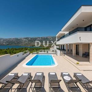 ZADAR, ROVANJSKA - Luksuzna vila s predivnim pogledom na more