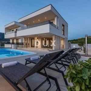 ZADAR, ROVANJSKA - Luksuzna vila s predivnim pogledom na more