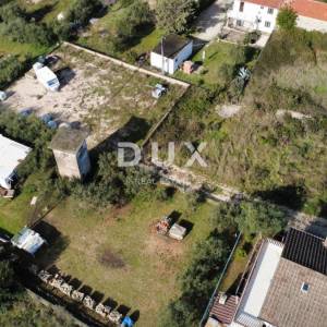 ZADAR, SUKOŠAN – Građevinsko zemljište 300 m od mora