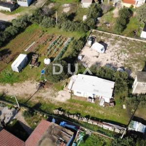 ZADAR, SUKOŠAN – Građevinsko zemljište 300 m od mora