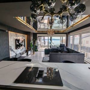 ZADAR, SUKOŠAN - Luksuzno namješten penthouse 50 m od plaže!