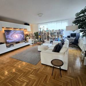 Zagreb, Bijenik: 4S stan 122m2, garaža, 2 vpm, I.kat, bez provizije