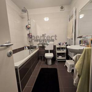 Zagreb, Bijenik: 4S stan 122m2, garaža, 2 vpm, I.kat, bez provizije