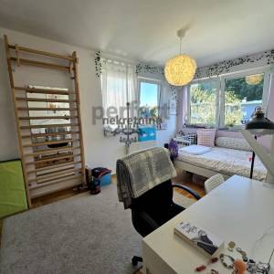 Zagreb, Bijenik: 4S stan 122m2, garaža, 2 vpm, I.kat, bez provizije