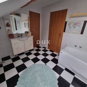 ZAGREB, G. DUBRAVA – Najam komfornog stana s terasom, pet friendly