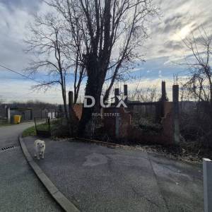 ZAGREB, KUSTOŠIJA - građevinsko zemljište 583m2, prilika za investiciju!