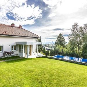 ZAGREB, ŠESTINE - Luksuzna vila s bazenom i velikim zemljištem (top lokacija, investicijski potencijal)