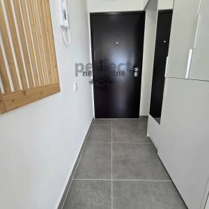 Zagreb-Utrine, prvi najam, novouređena garsonijera, 21m2, dva lifta