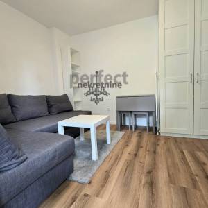 Zagreb-Vinogradska, novouređen 1S stan s balkonom, 20m2, I.kat