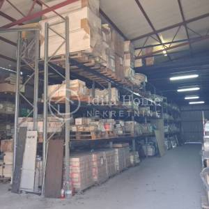 Zagreb/Stenjevec/poslovna zgrada 600m2/hala 1000m2/zemljište1398m2