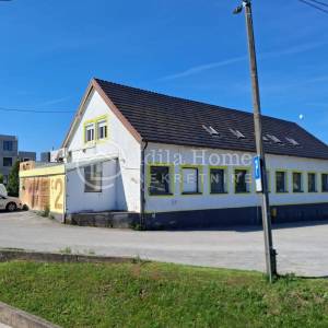 Zagreb/Stenjevec/poslovna zgrada 600m2/hala 1000m2/zemljište1398m2