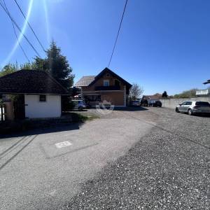 Zaprešić, Gornja Bistra,  Zagrebačka županija, Stan, 3 sobni, Restoran, 250m²