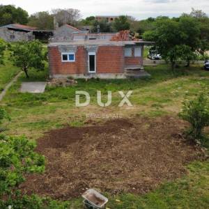 ZEMUNIK DONJI - Građevinsko zemljište 515m²