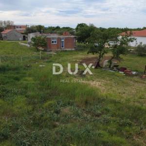 ZEMUNIK DONJI - Građevinsko zemljište 515m²