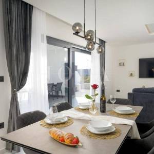 Žminj, moderna Villa sa bazenom, jacuzzijem i saunom