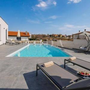 Žminj, moderna Villa sa bazenom, jacuzzijem i saunom