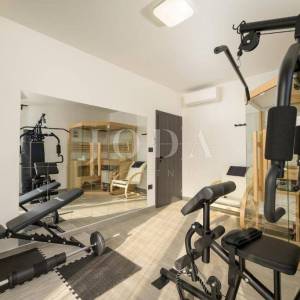 Žminj, moderna Villa sa bazenom, jacuzzijem i saunom