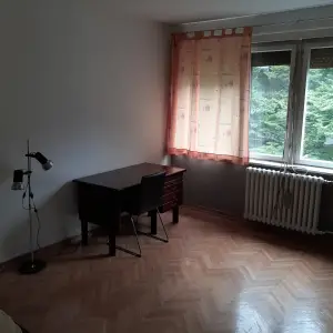 1S Knežija 400€